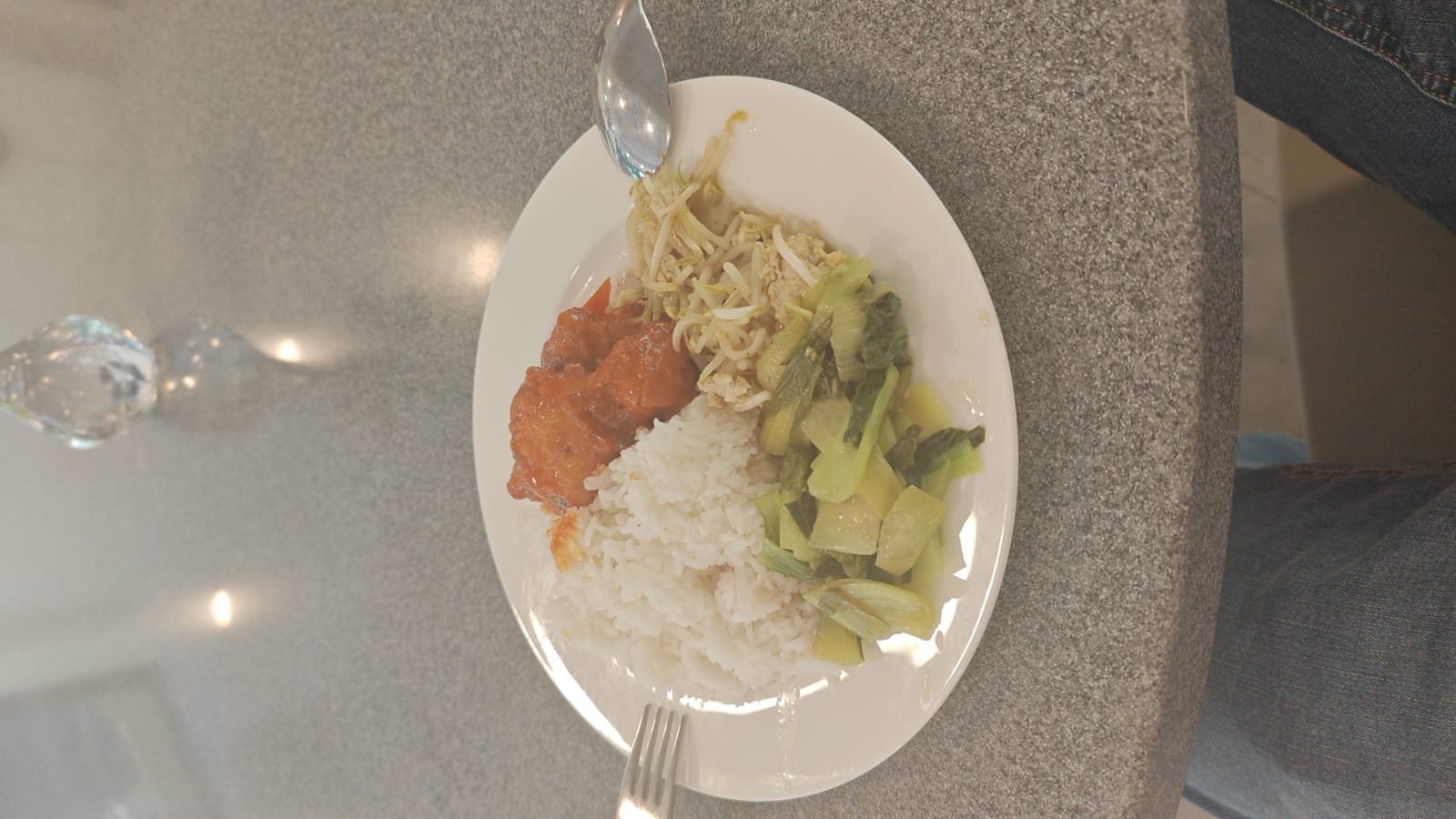 De lunch stond klaar bij aankomst
